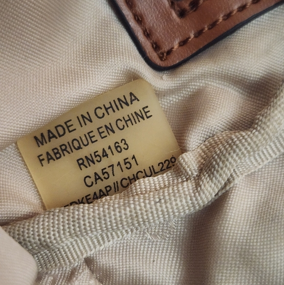 Calvin Klein Navy Backpack with Brown Trim and Gold Accents Preloved - Picture 12 of 12